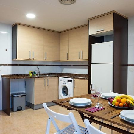 Lovely 2 Bedroom Terrace Wifi Parking Ac Heating Attic 발렌시아 외부 사진