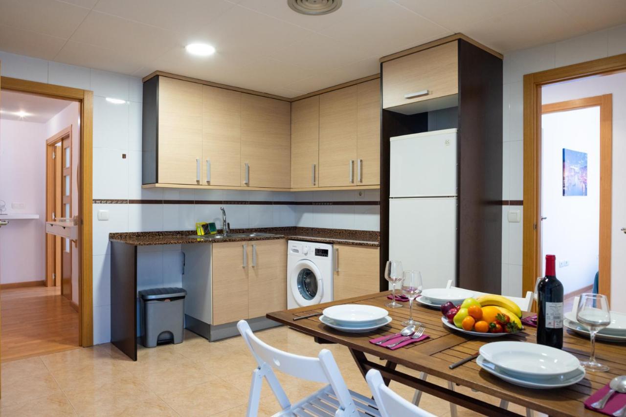Lovely 2 Bedroom Terrace Wifi Parking Ac Heating Attic 발렌시아 외부 사진